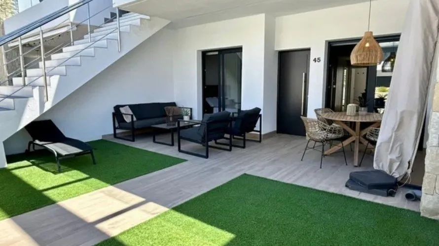 Apartamento de en Torrevieja, Spain No. 2331 № 12