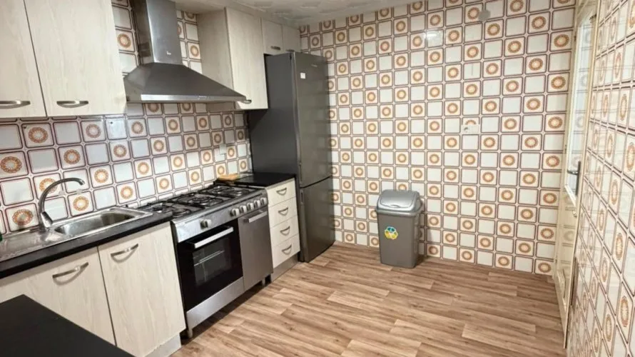 Apartamento de 3 dormitorios en Torrevieja, Spain No. 2406 № 3
