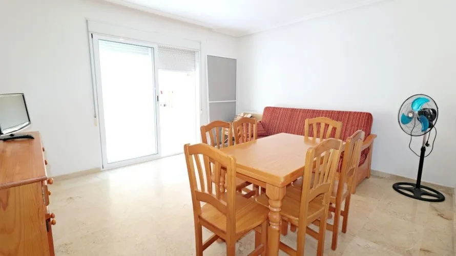 Apartamento de 2 dormitorios en Torrevieja, Spain No. 2486 № 1