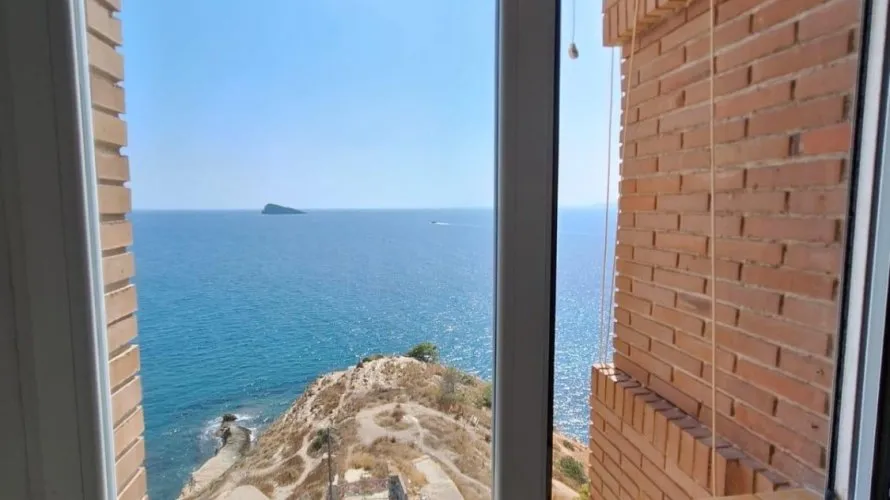 Apartamento de 3 dormitorios en Benidorm, Spain No. 2315 № 5