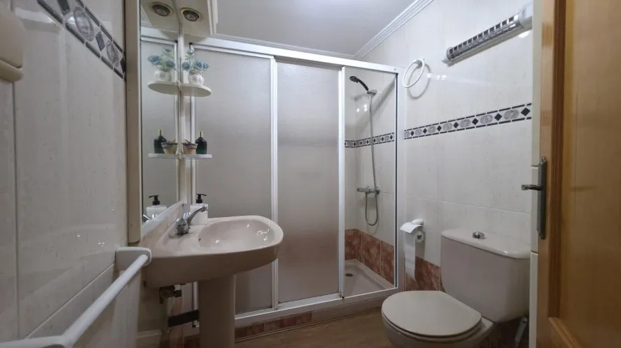 Apartamento de 3 dormitorios en Torrevieja, Spain No. 2379 № 14
