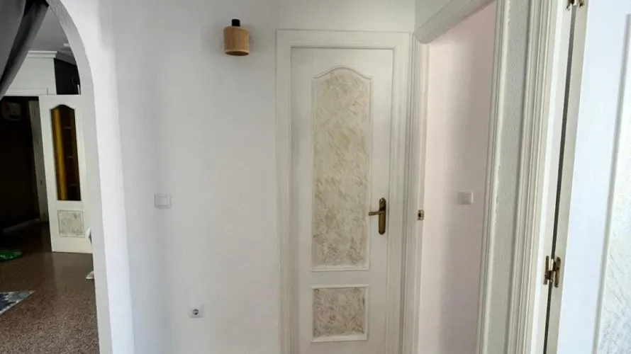 Apartamento de 2 dormitorios en Torrevieja, Spain No. 2405 № 4