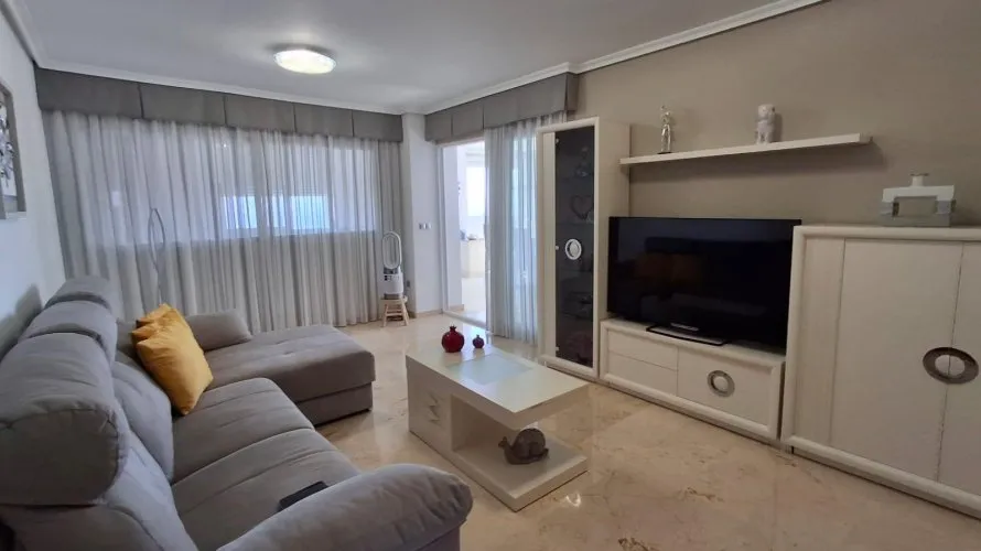 Apartamento de 136m² en Benidorm, Spain No. 2430 № 24