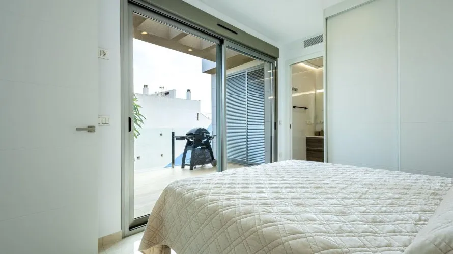 Apartamento de 129m² en Torrevieja, Spain No. 2327 № 9