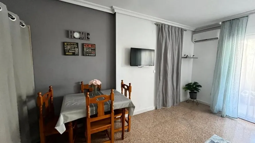 Apartamento de 2 dormitorios en Torrevieja, Spain No. 2405 № 9
