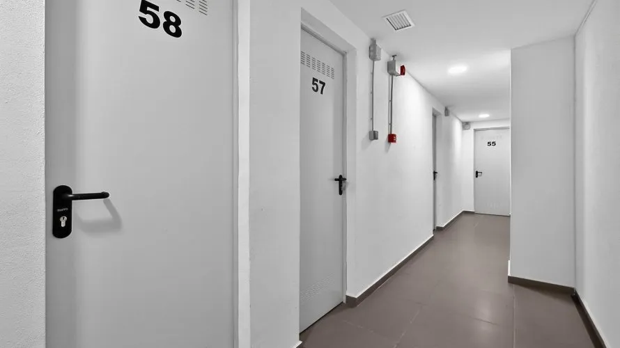 Apartamento de 2 dormitorios en Benidorm, Spain No. 2400 № 6