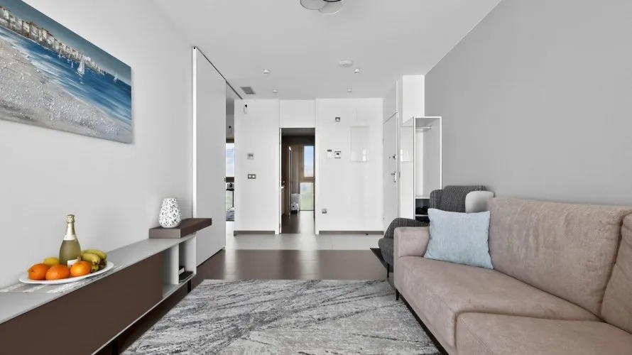 Apartamento de 2 dormitorios en Benidorm, Spain No. 2400 № 23