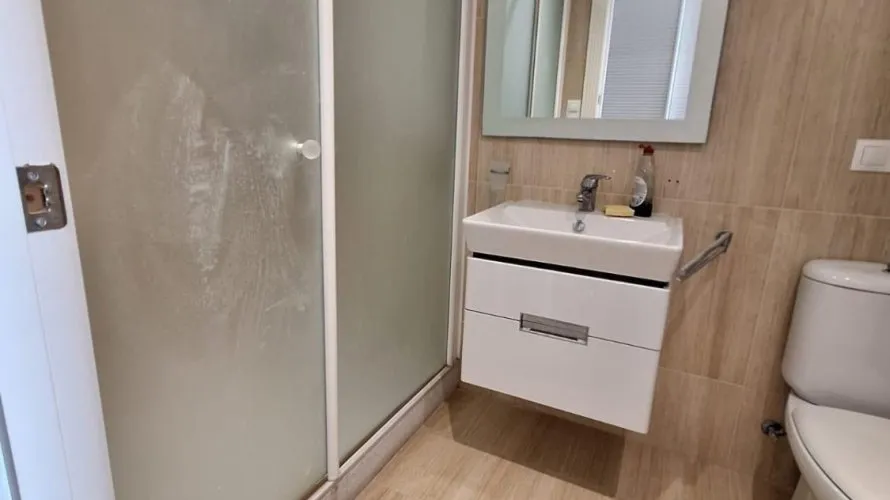 Apartamento de 3 dormitorios en Benidorm, Spain No. 2315 № 8