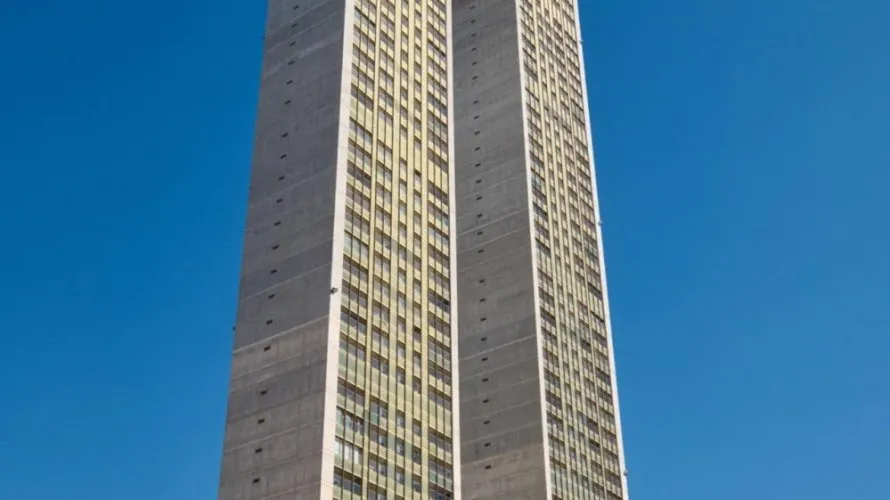 Apartamento de 2 dormitorios en Benidorm, Spain No. 2400 № 16