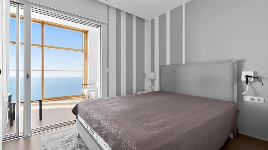 Apartamento de 2 dormitorios en Benidorm, Spain No. 2400 № 25