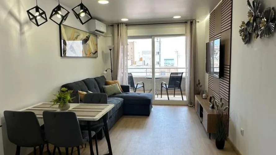Apartamento de 1 dormitorio en Torrevieja, Spain No. 2464