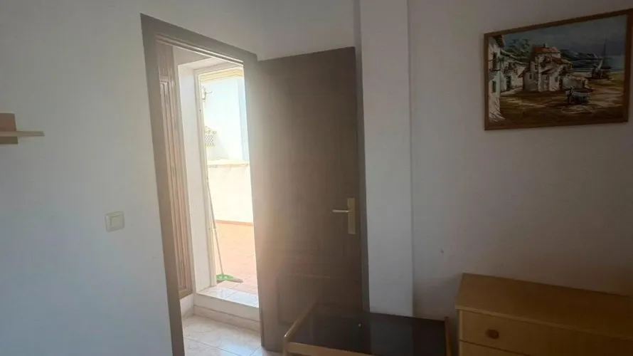 Apartamento de 1 dormitorio en Torrevieja, Spain No. 2475 № 10