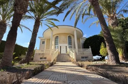 Villa de 6 dormitorios en Rojales, Spain No. 2396