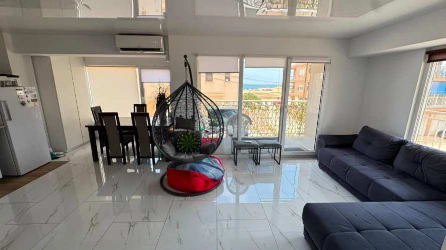 Apartamento de 2 dormitorios en Torrevieja, Spain No. 2409 № 20