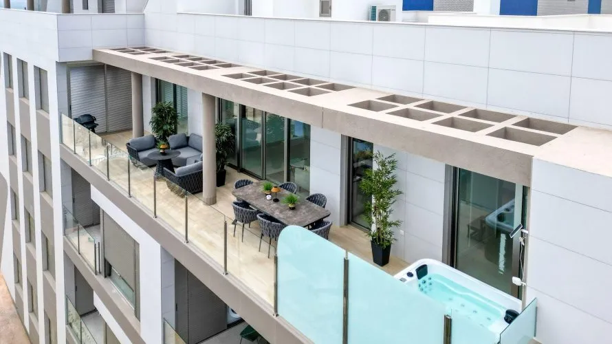 Apartamento de 129m² en Torrevieja, Spain No. 2327 № 1