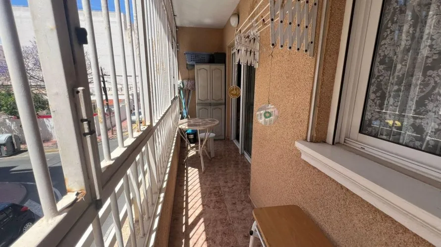 Apartamento de 2 dormitorios en Torrevieja, Spain No. 2530 № 13