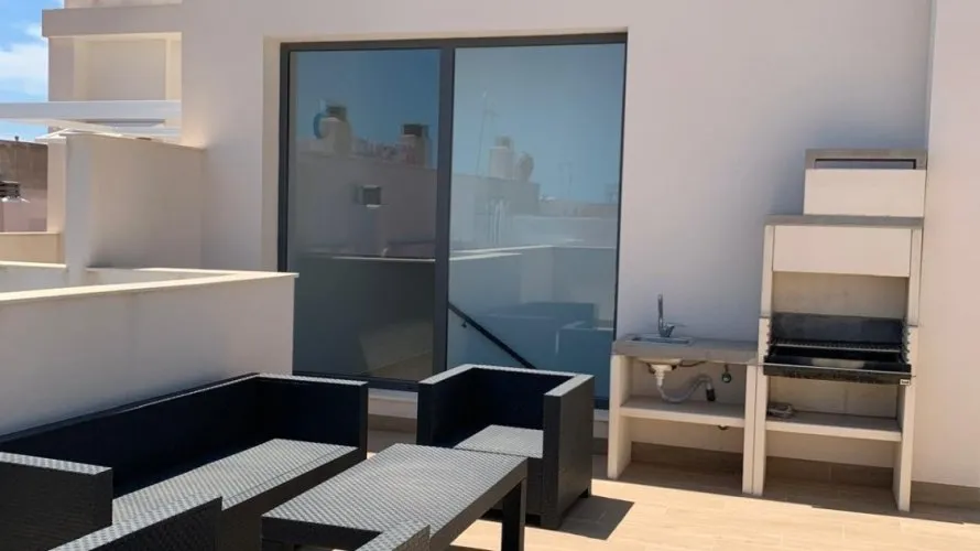 Apartamento de 1 dormitorio en Torrevieja, Spain No. 2608