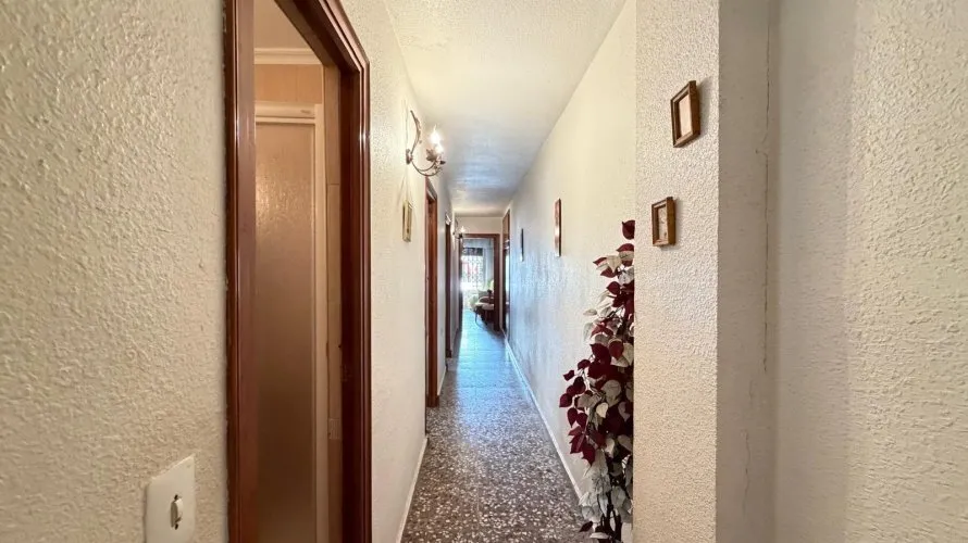 Apartamento de 3 dormitorios en Torrevieja, Spain No. 2632 № 21