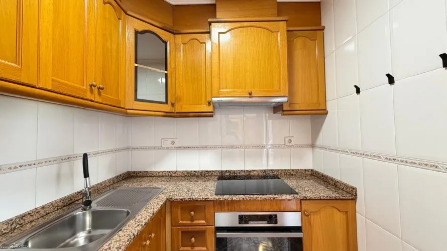 Apartamento de 2 dormitorios en Torrevieja, Spain No. 2636 № 14