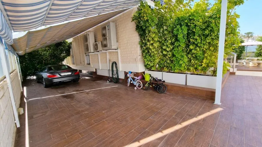 Apartamento de 670m² en Torrevieja, Spain No. 2532 № 2