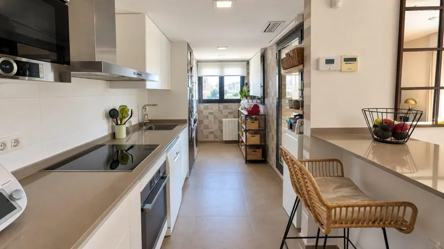 Apartamento de 3 dormitorios en Alicante, Spain No. 2614 № 26