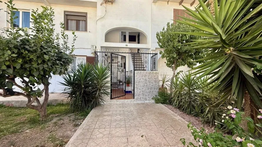 Ático de 1 dormitorio en Torrevieja, Spain No. 2567 № 1