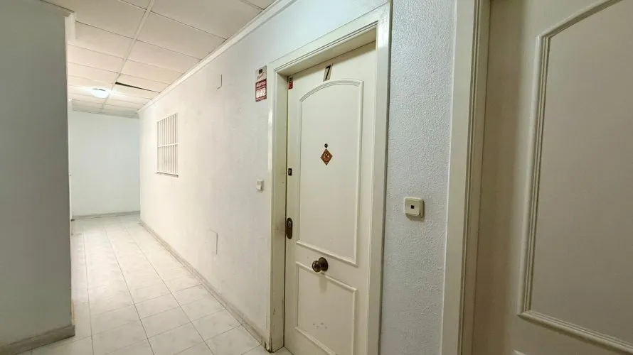 Apartamento de 2 dormitorios en Torrevieja, Spain No. 2528 № 1