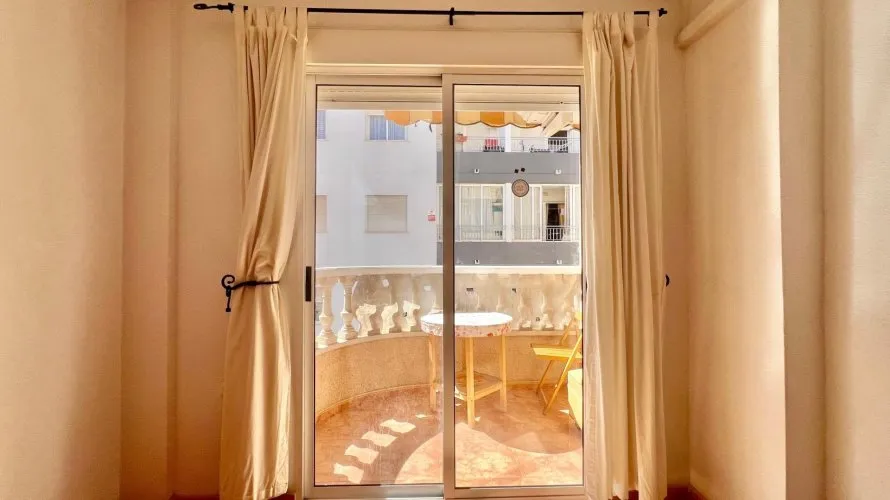 Apartamento de 1 dormitorio en Torrevieja, Spain No. 2623 № 24