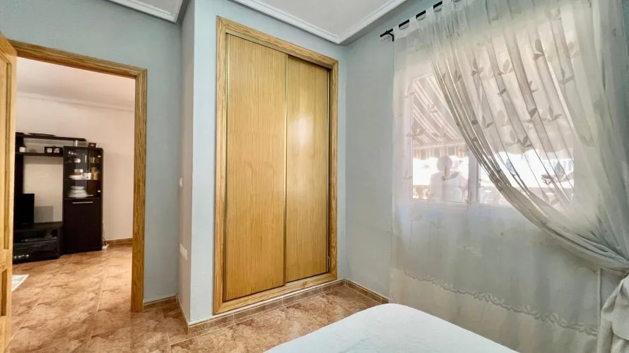Apartamento de 1 dormitorio en Torrevieja, Spain No. 2640 № 9