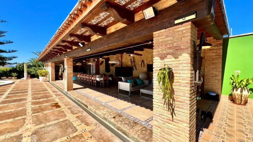 Villa de 4 dormitorios en Almoradí, Spain No. 2639 № 18