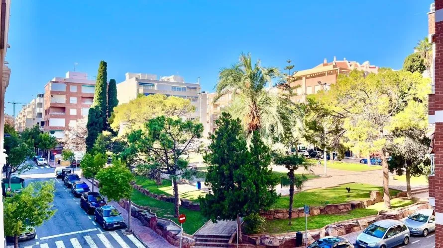Apartamento de 2 dormitorios en Torrevieja, Spain No. 2502 № 28
