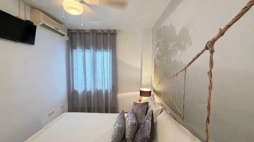 Apartamento de 2 dormitorios en Torrevieja, Spain No. 2613 № 9
