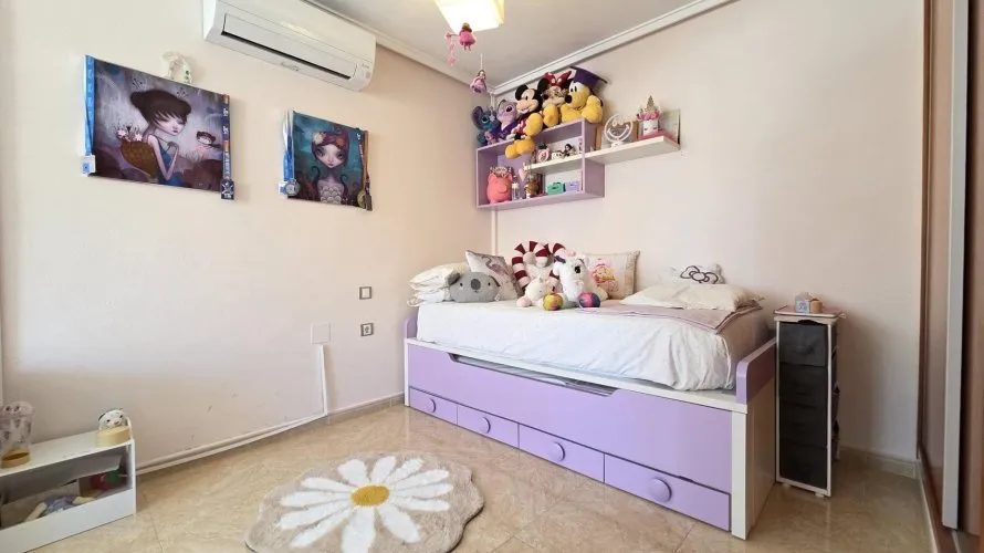 Сasa de 3 dormitorios en Torrevieja, Spain No. 2494 № 4