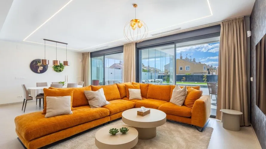 Villa de 234m² en Torrevieja, Spain No. 2594 № 20