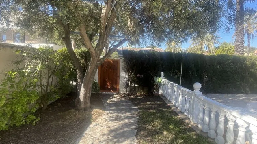 Villa de 180m² en Cabo Roig, Spain No. 2568 № 23