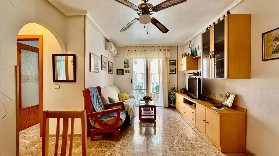 Apartamento de 2 dormitorios en Torrevieja, Spain No. 2498 № 28