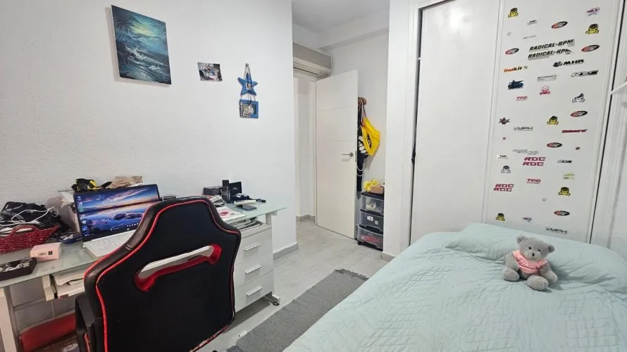 Apartamento de 3 dormitorios en Torrevieja, Spain No. 2570 № 5