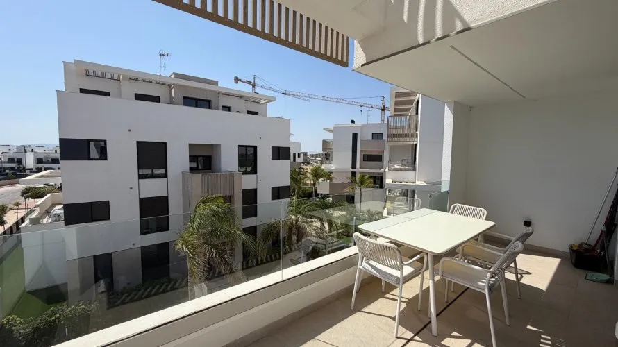 Apartamento de 2 dormitorios en Los Alcázares, Spain No. 2604 № 6