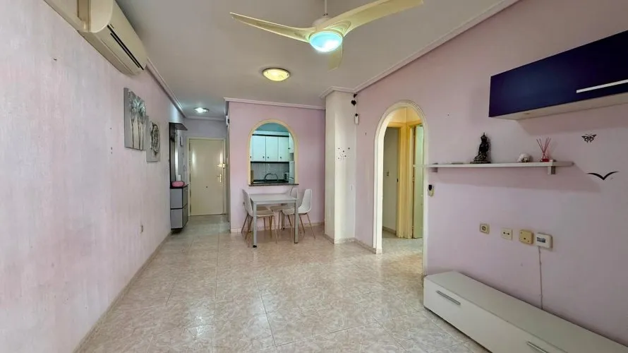 Apartamento de 2 dormitorios en Torrevieja, Spain No. 2528 № 26