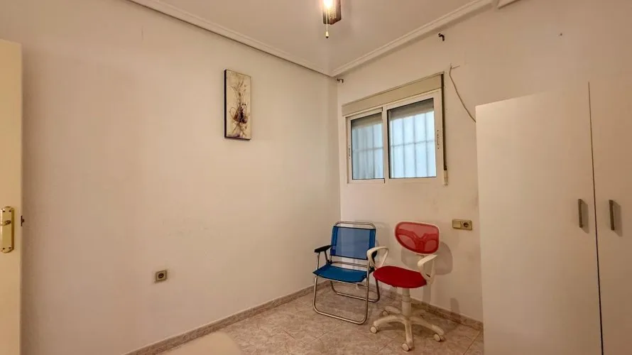 Apartamento de 2 dormitorios en Torrevieja, Spain No. 2528 № 11