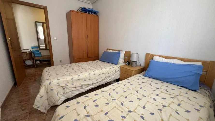 Apartamento de 2 dormitorios en Torrevieja, Spain No. 2530 № 9
