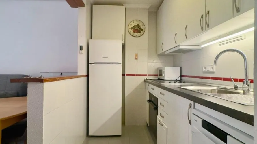 Apartamento de 1 dormitorio en Torrevieja, Spain No. 2612 № 15