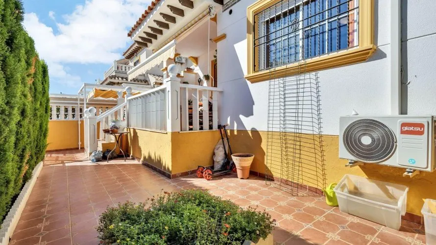 Сasa de 75m² en La Zenia, Spain No. 2650 № 28