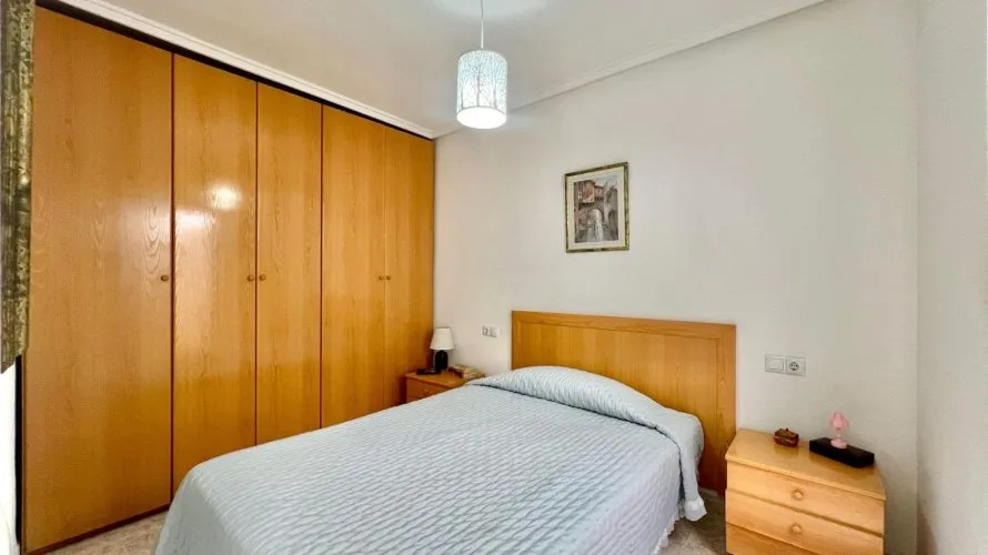 Apartamento de 1 dormitorio en Torrevieja, Spain No. 2641 № 6