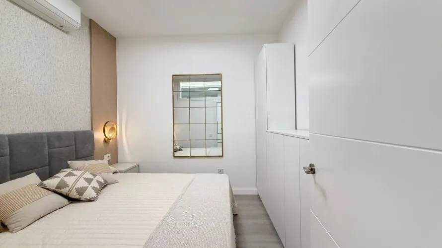 Apartamento de 2 dormitorios en Torrevieja, Spain No. 2664 № 1
