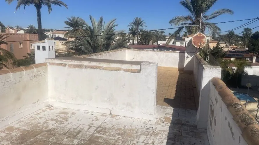 Villa de 180m² en Cabo Roig, Spain No. 2568 № 2