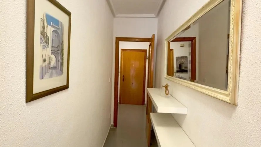 Apartamento de 1 dormitorio en Torrevieja, Spain No. 2612 № 9