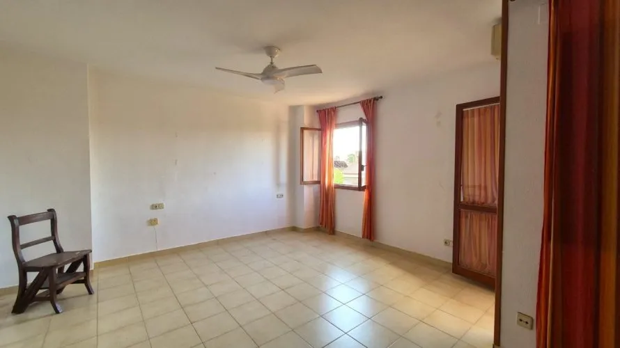 Сasa de 4 dormitorios en San Juan, Spain No. 2689 № 4