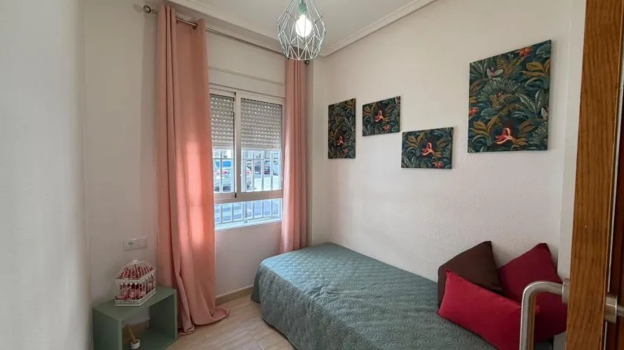 Apartamento de 40m² en Torrevieja, Spain No. 2619 № 7