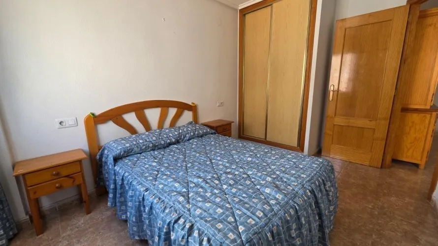 Apartamento de 2 dormitorios en Torrevieja, Spain No. 2569 № 3
